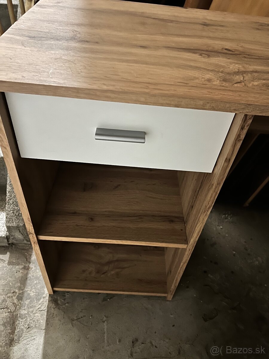 Písací stol - 2