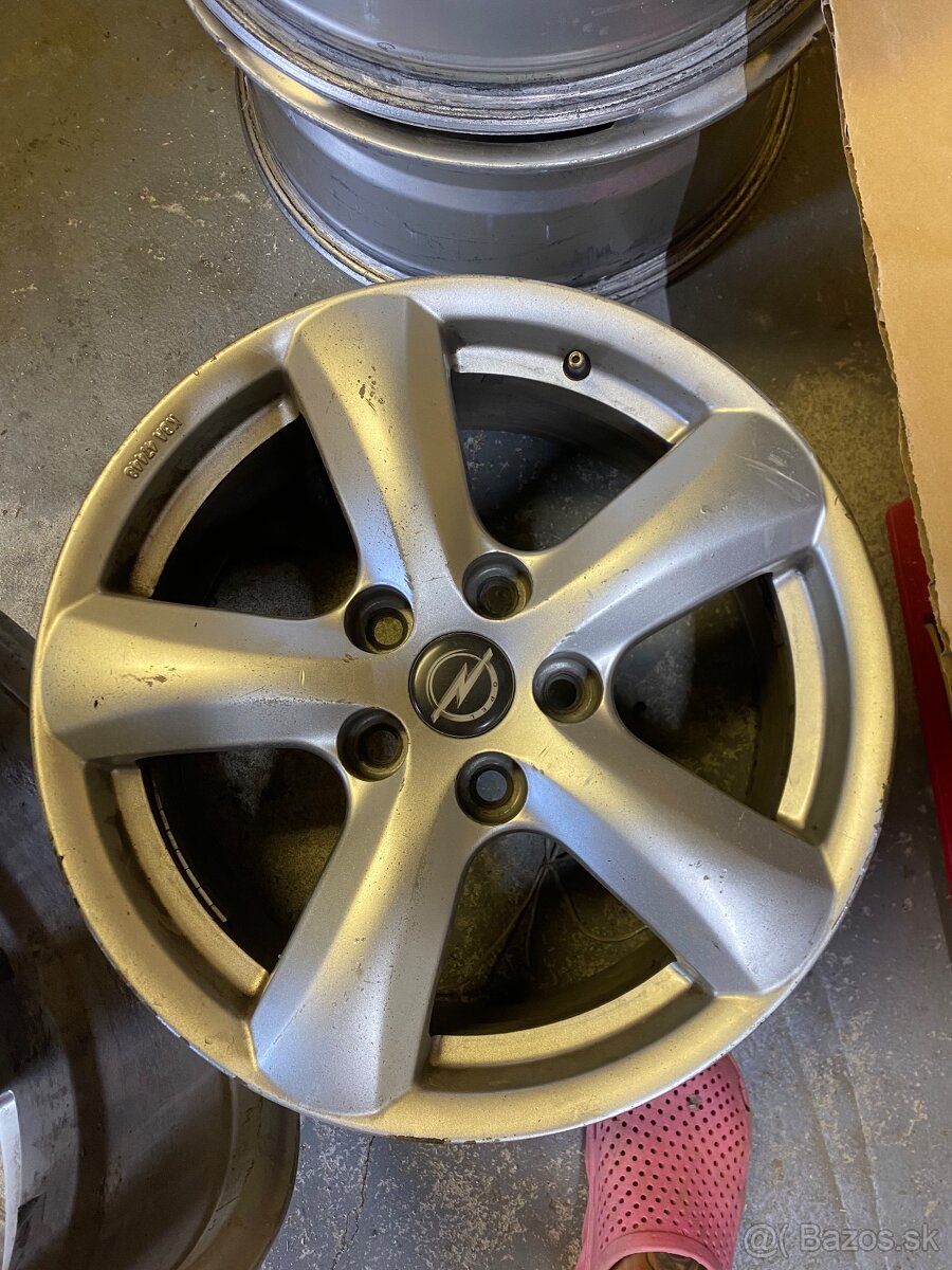 Elektróny na Opel astra - 2