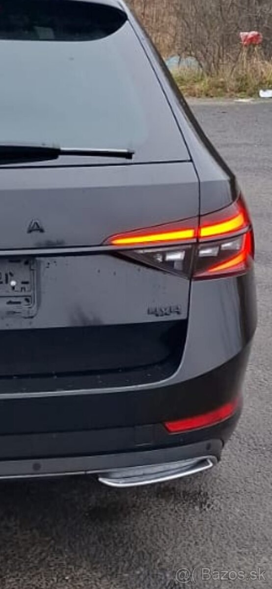 Superb SPORTLINE 2021 4x4 200Ps - 2