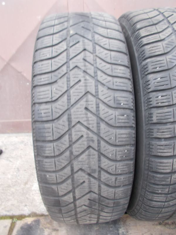 Pneumatiky Pirelli 205/55R16 zimné 4ks - 2