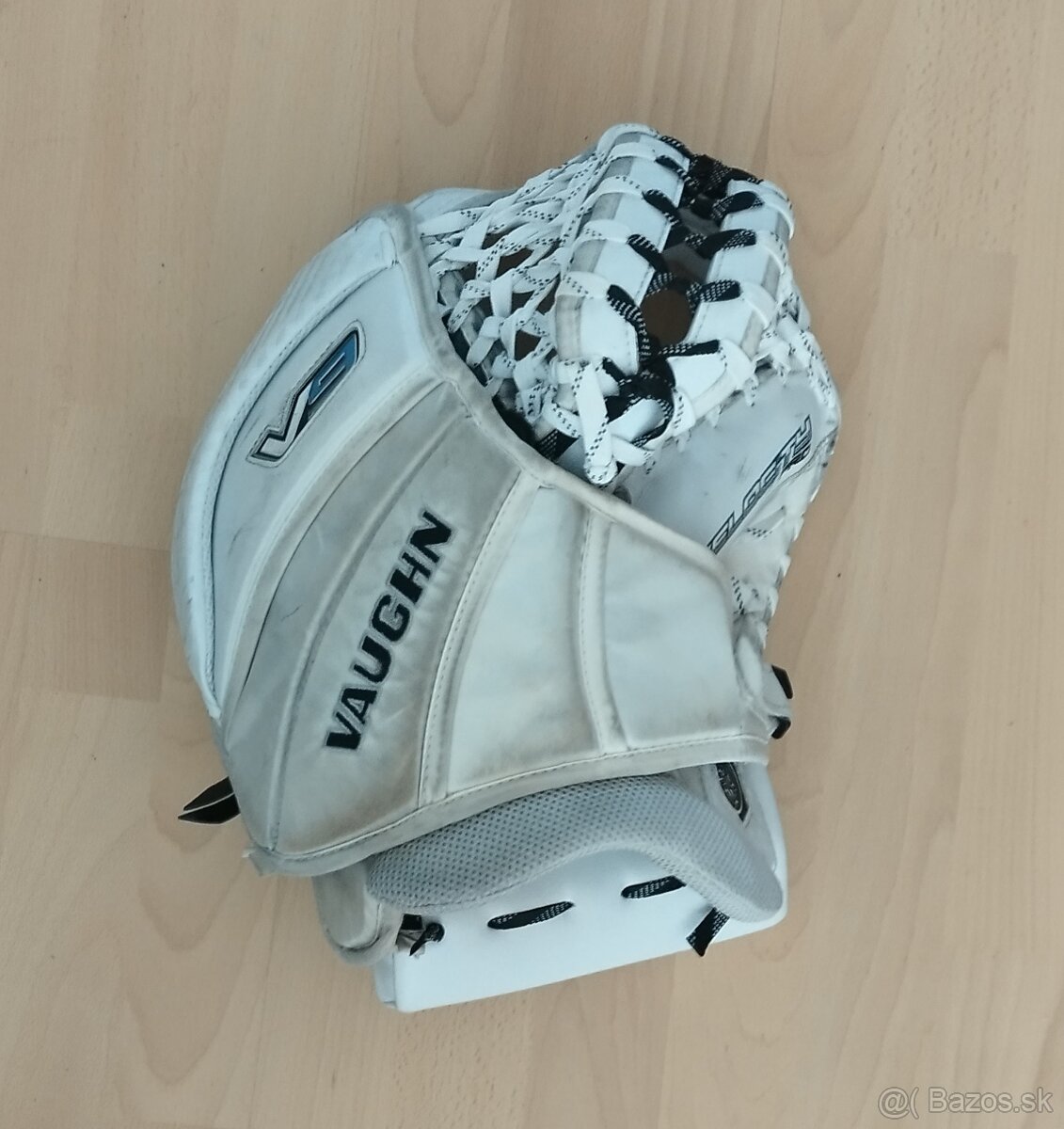 predám brankársku lapačku vaughn senior - 2