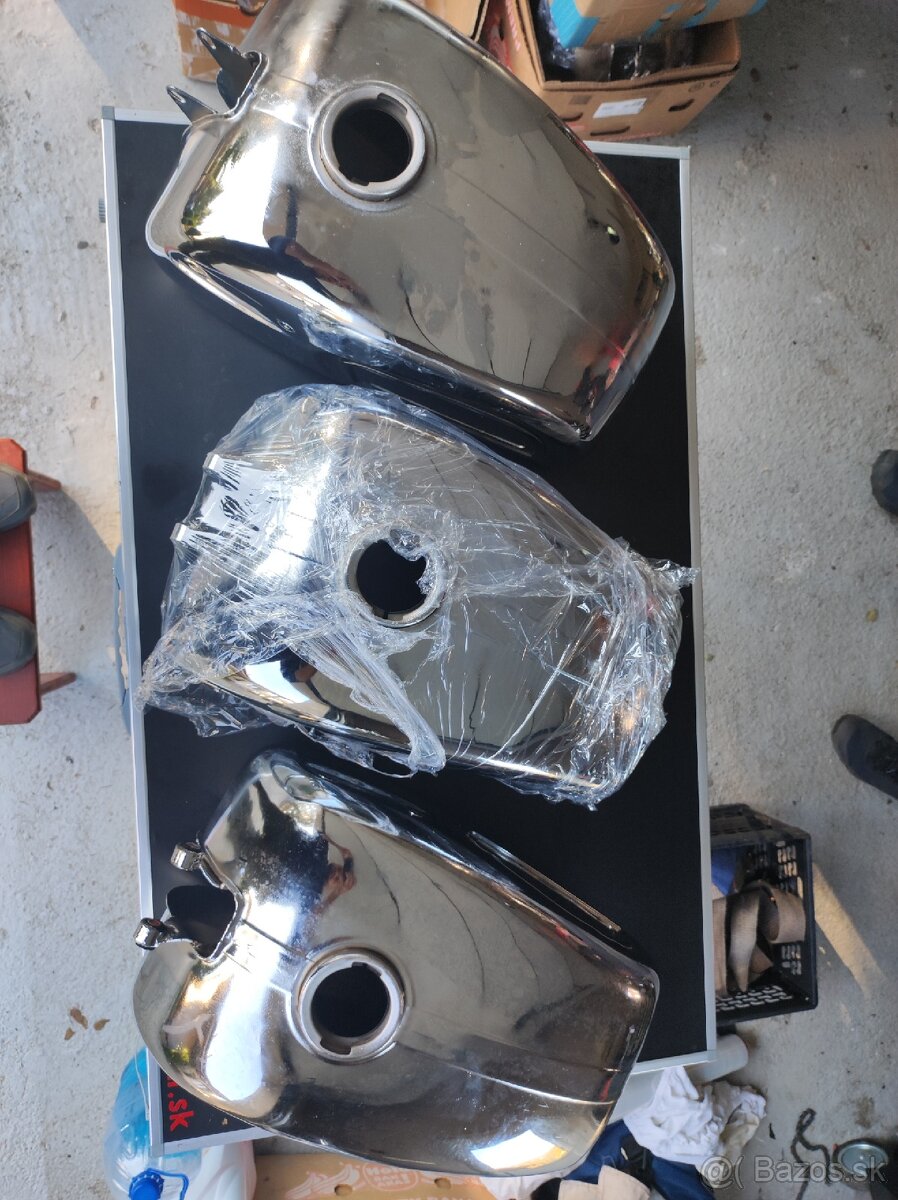 Nádrž Jawa California - 2