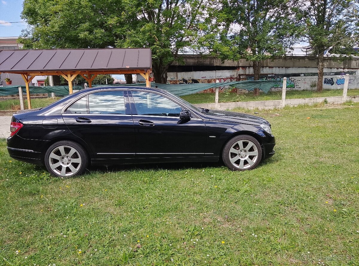 Predám Mercedes 200cdi w204 rv2009 - 2