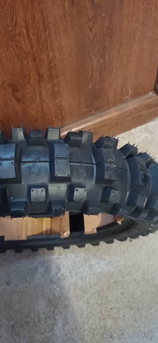 Pneumatika 80/100 R12 - 2