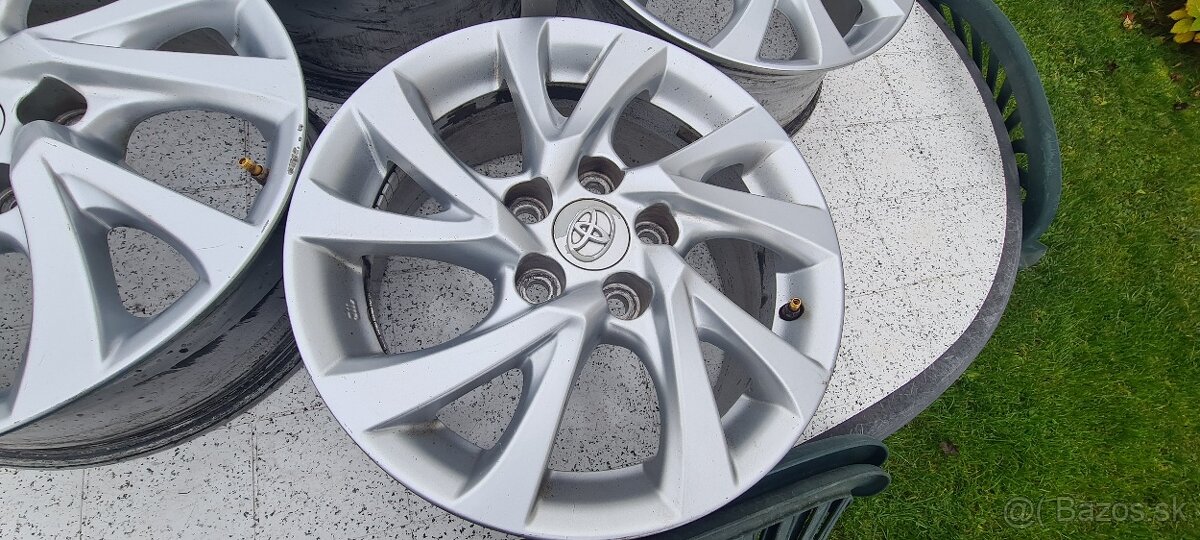 Toyota hlinikove disky r16 - 2