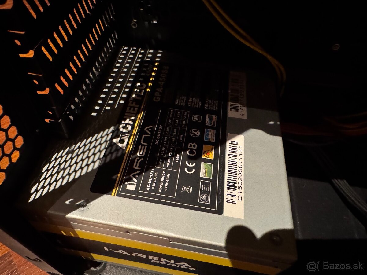 Predam starší PC (bez disku) - 2