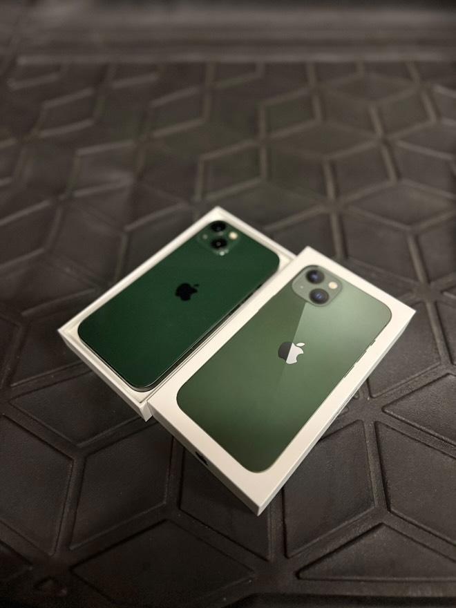 iPhone 13 Zelený - 2