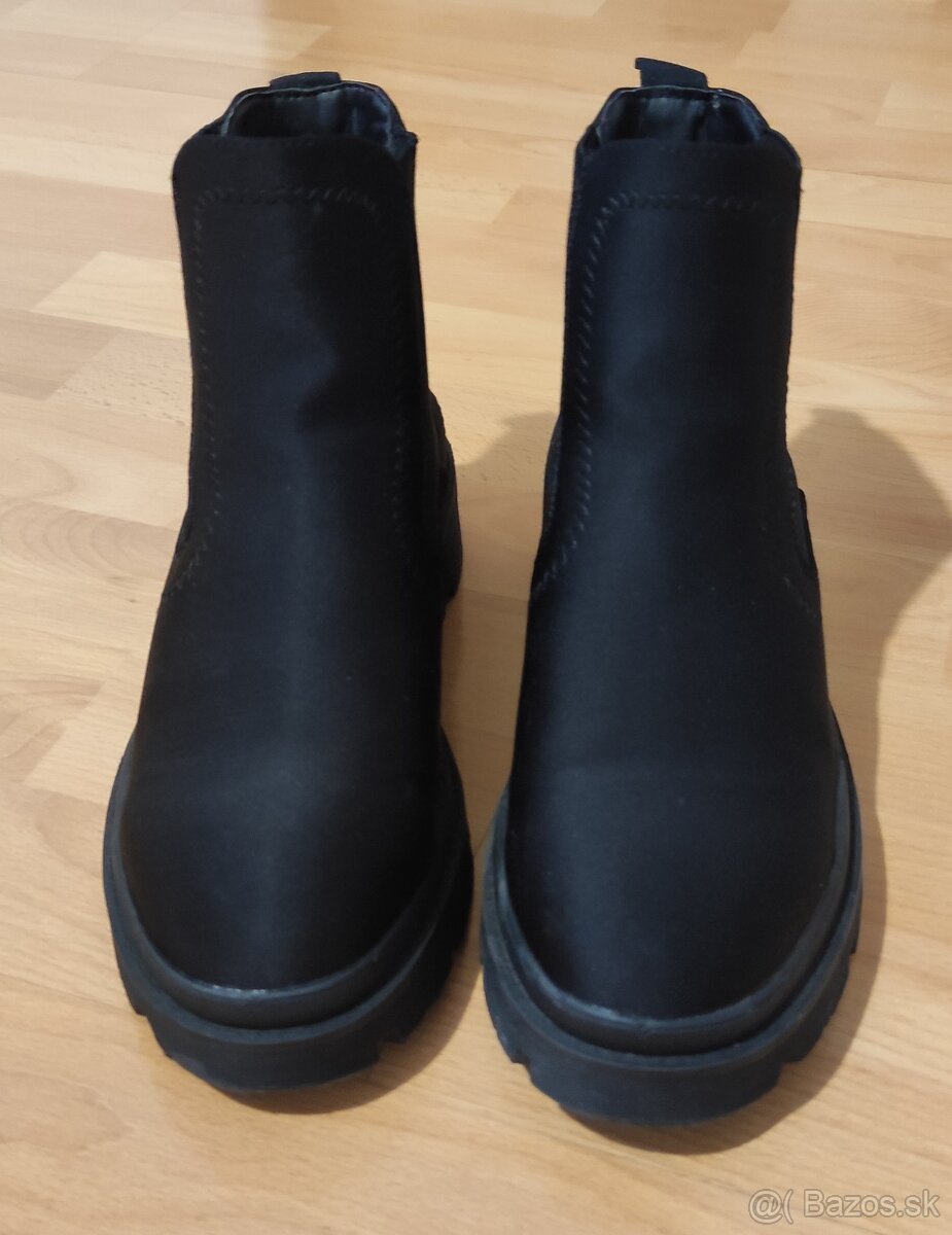Dámske chelsea čižmy - 2