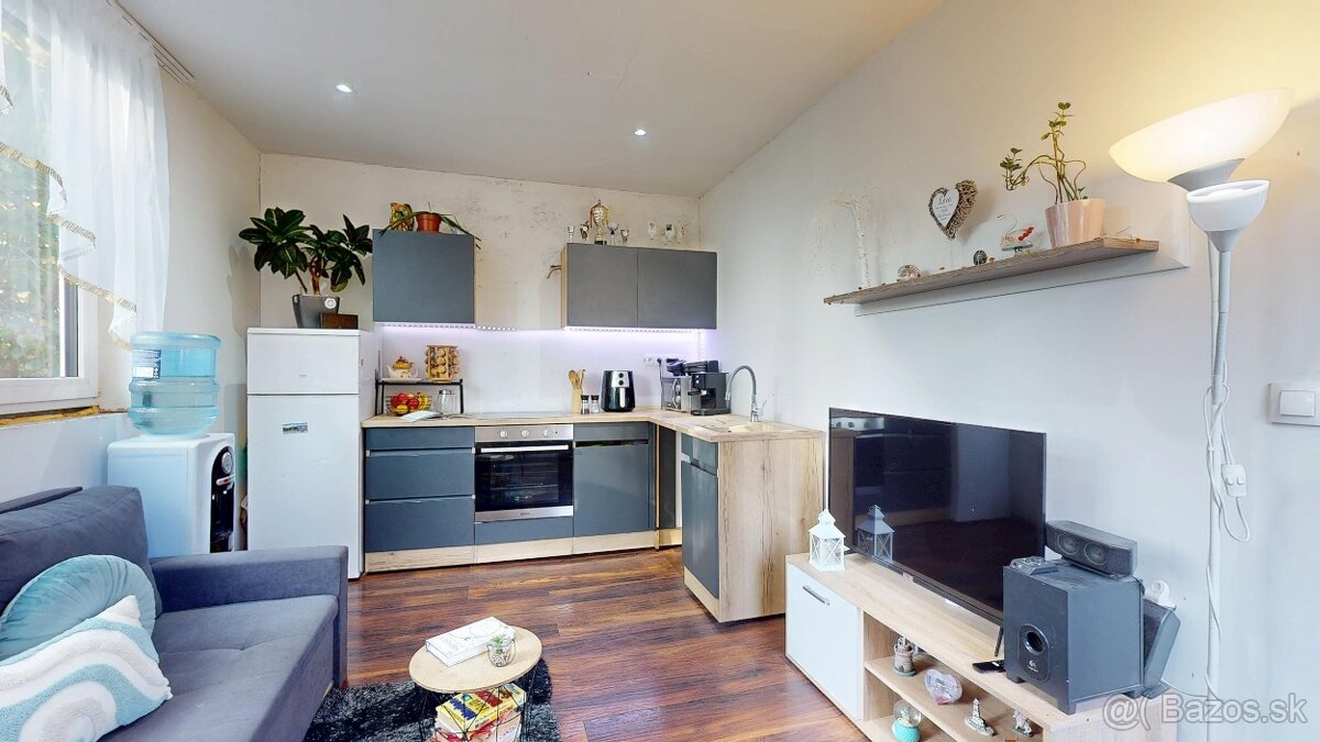 KOMPLETNE ZARIADENÝ 3I DREVODOM V CHATOVEJ OSADE BODÍKY - 2