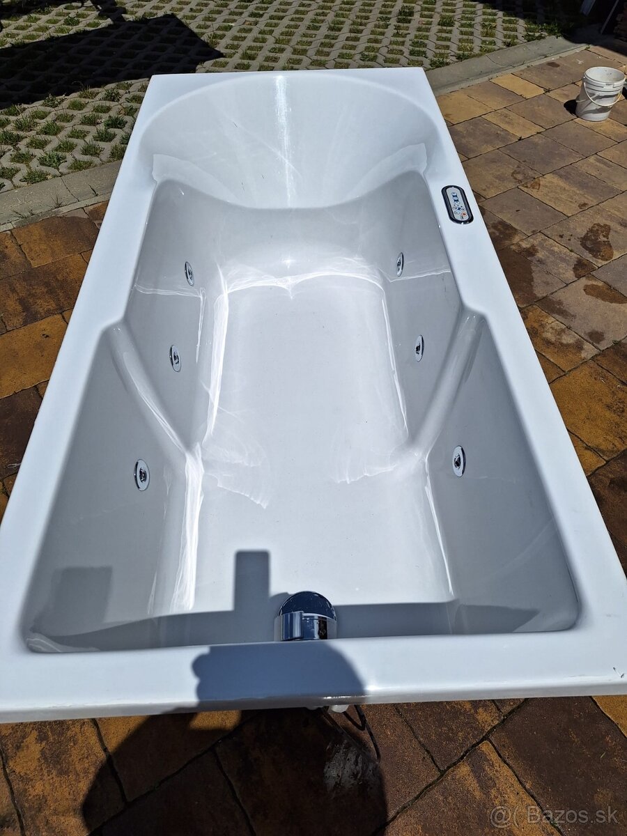Hydromasážna vaňa - 2