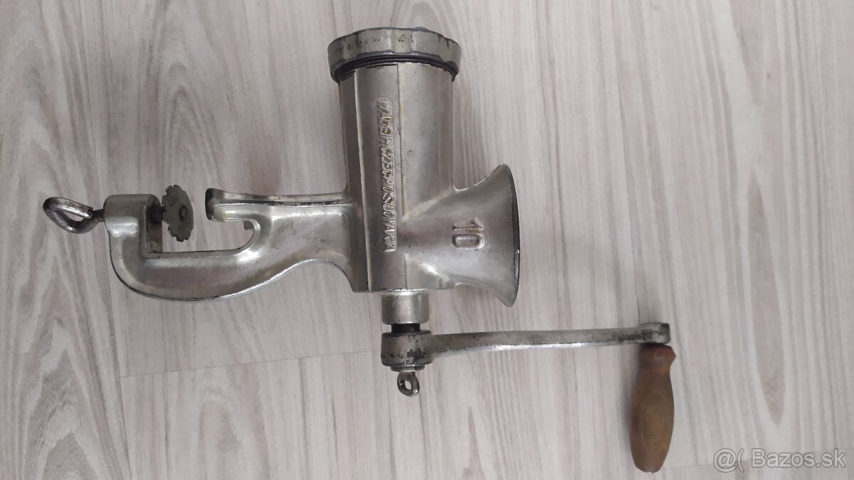 Mlynček na mäso 10 - 2