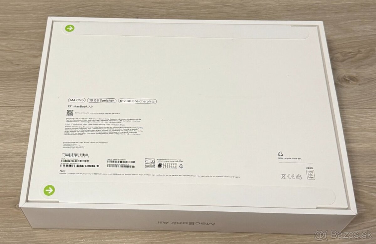 MacBook Air 13" M4 16GB/512GB Strieborný - 2