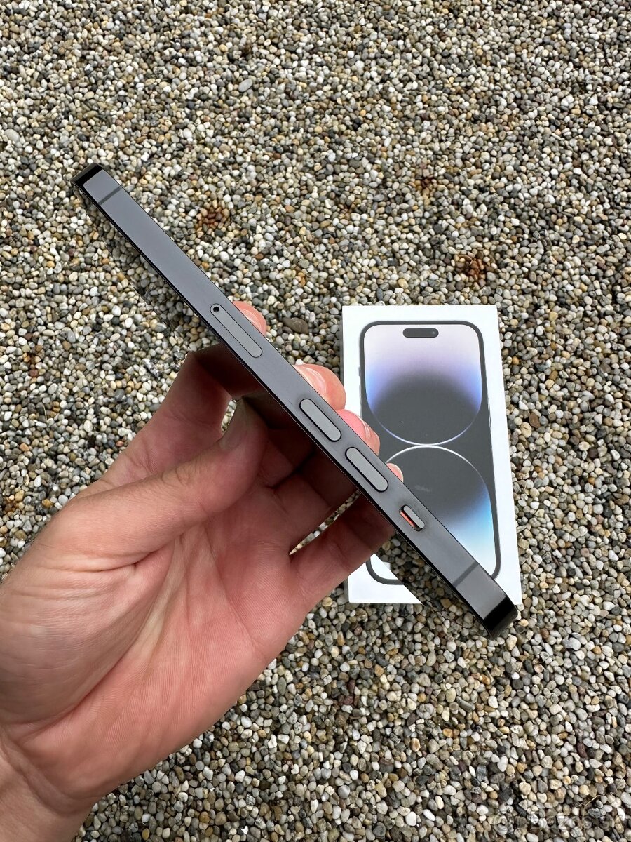 IPhone 14 Pro - baterie 100% - 2