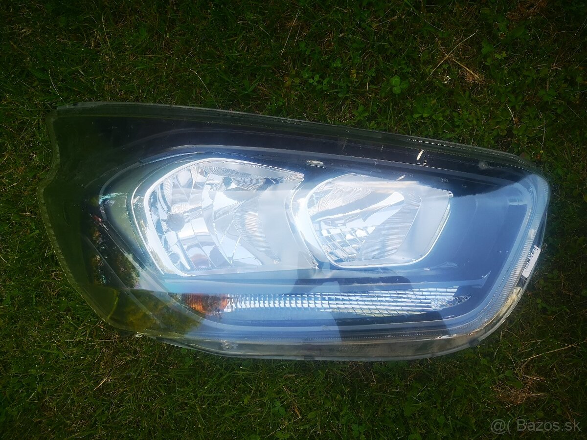 Svetlomety Ford transit tourneo custom - 2