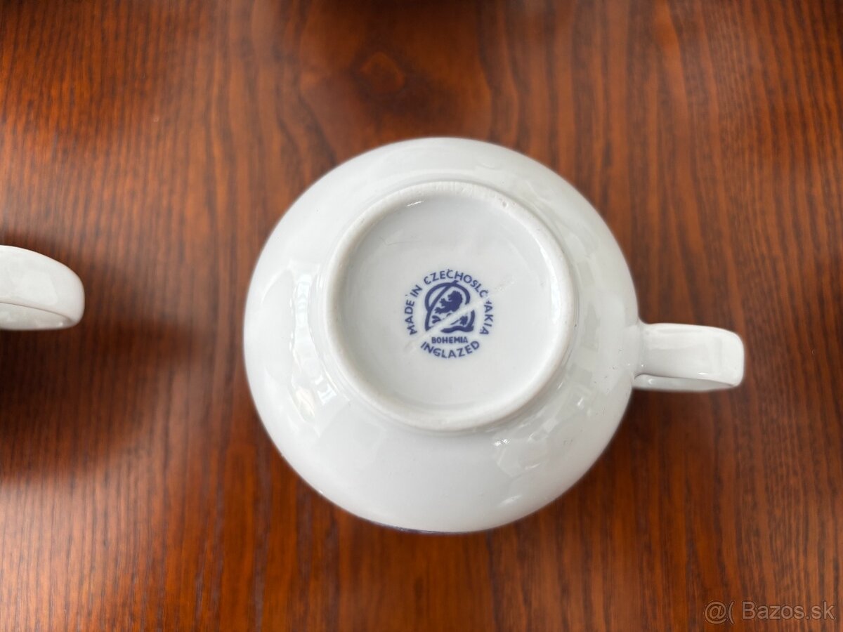 Biele porcelánové hrnčeky - 2