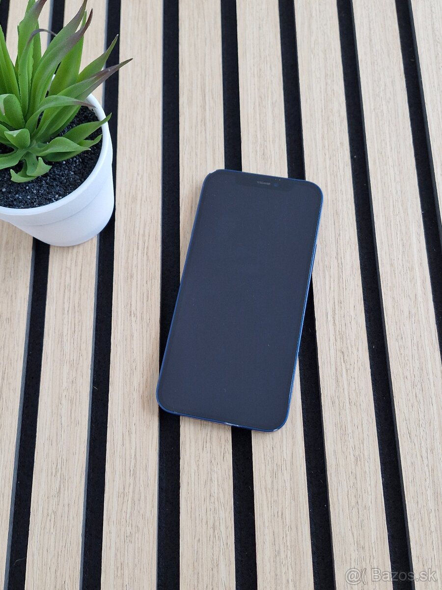 Apple iPhone 12 256GB Modrý - 2