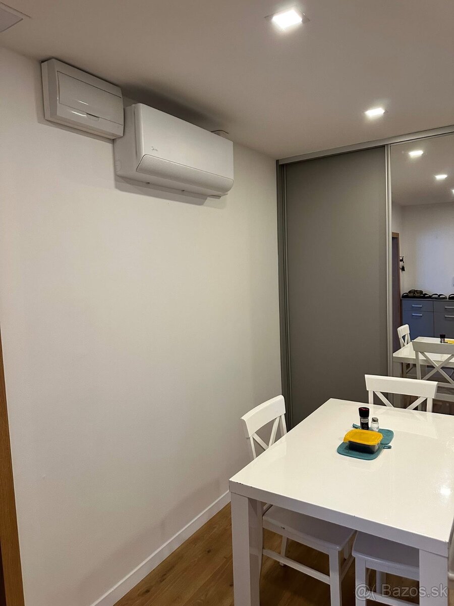Prenájom 4izbový byt Prievidza Zapotôčky - 2