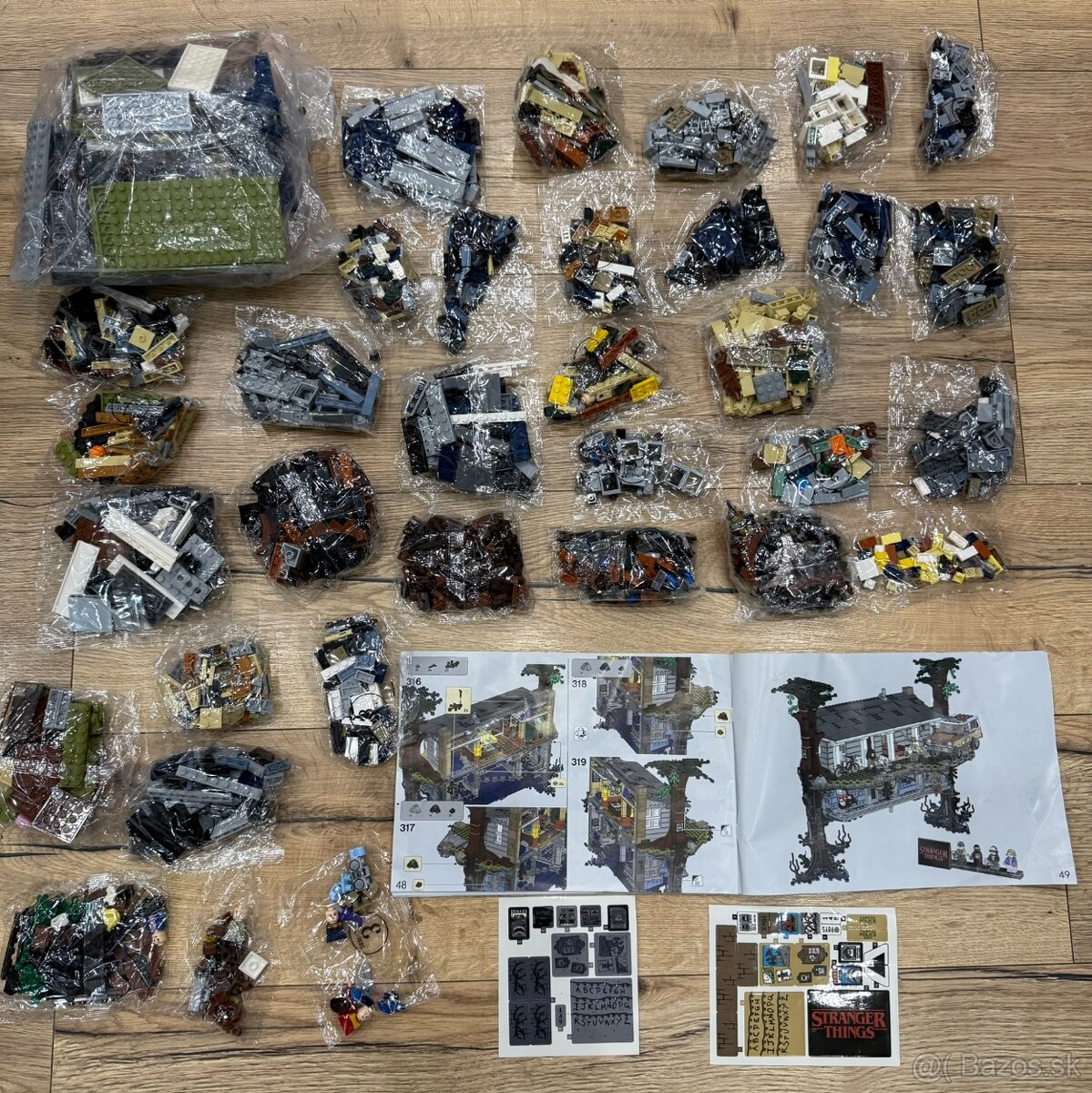 Stranger Things Upside Down 75810 - 2