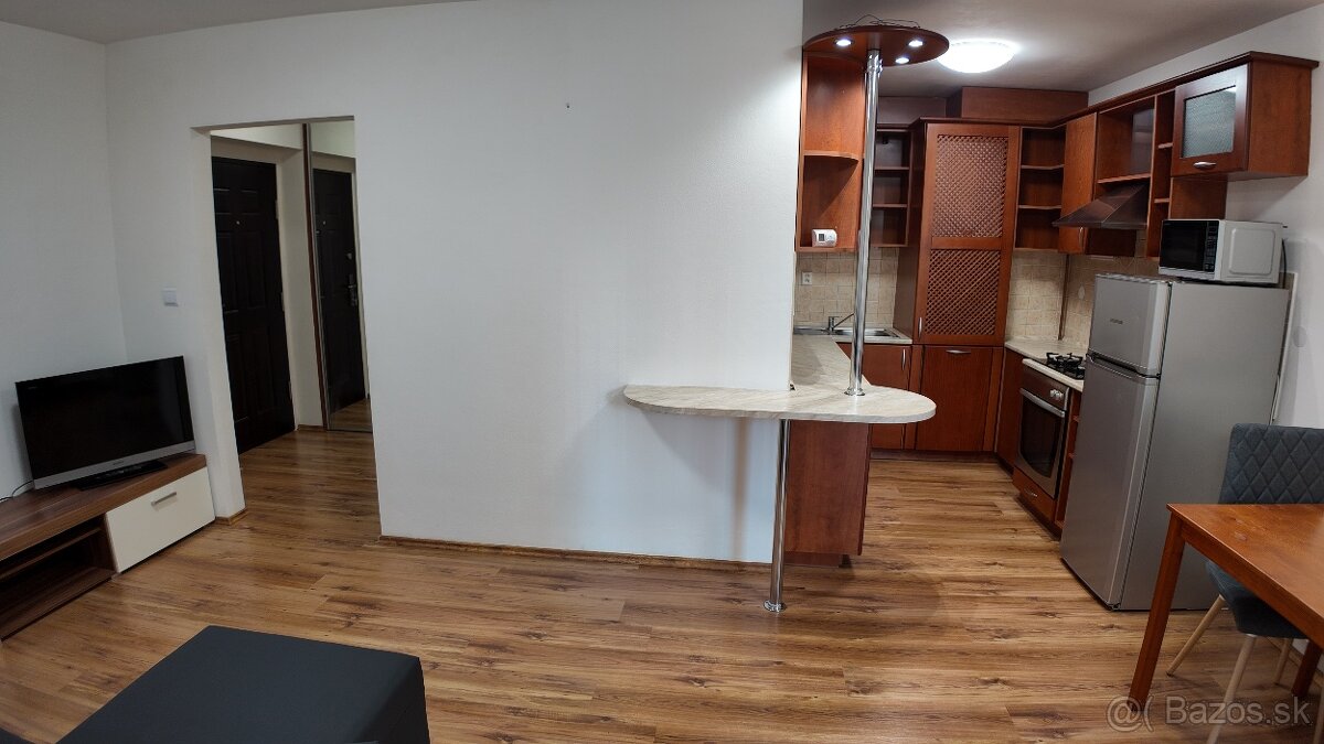 Pre párov: Zariadený 2i byt s internetom na Novej Vsi - 2