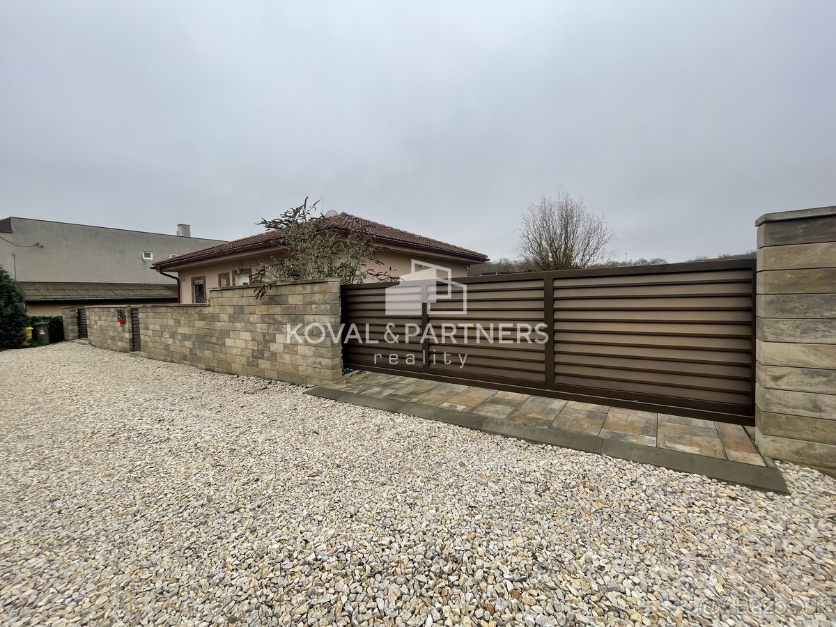 Útulný 3 izbový rodinný dom v Kolíňanoch - 2