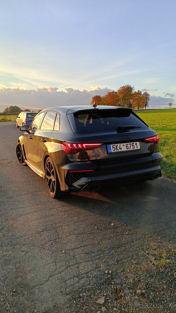 Audi RS3 8Y Karbon keramické brzdy - 2