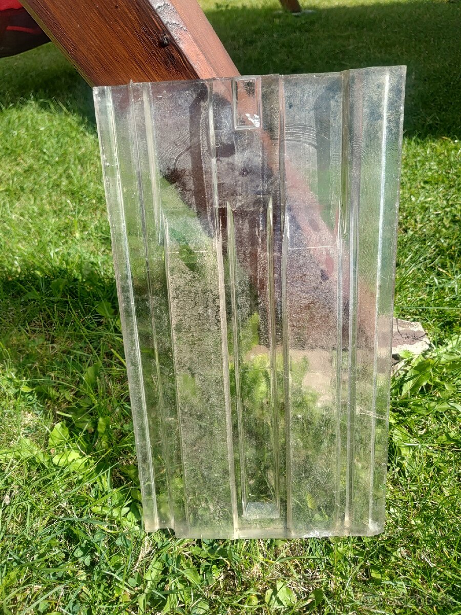 Sklenená škridla - 2