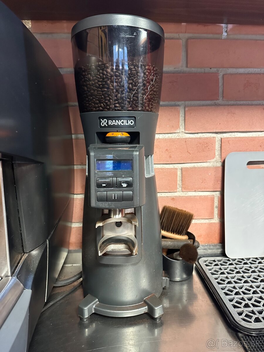 Kávovar + mlynček Rancilio - 2
