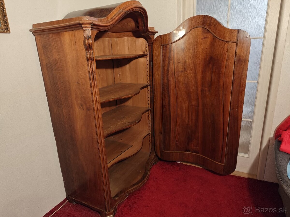 starožitné skrine - 2