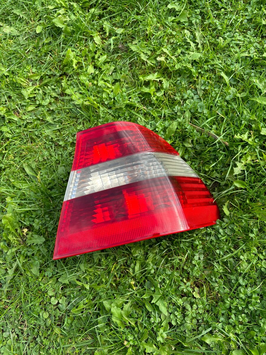 Zadné svetla BMW e46 - 2