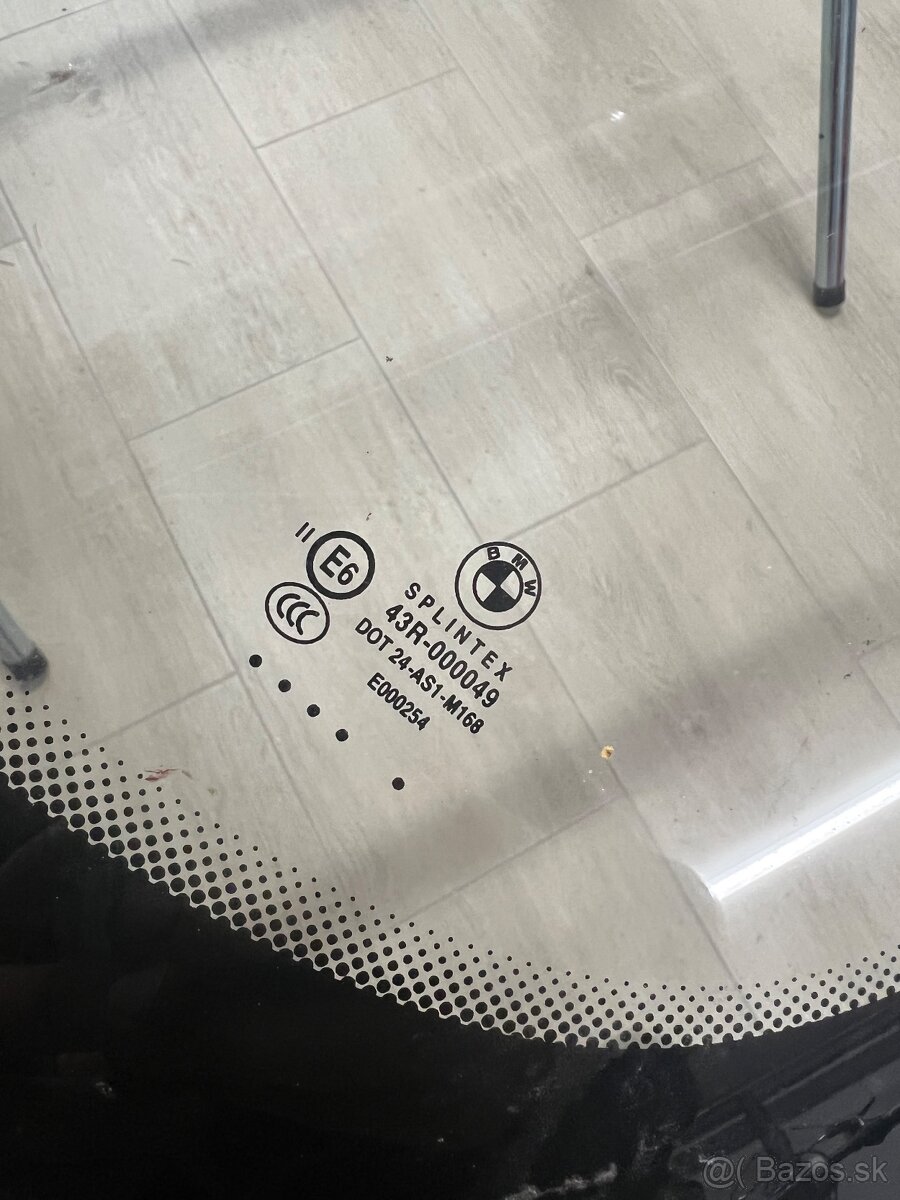 Bmw e60 e61 celne sklo s HUD - 2