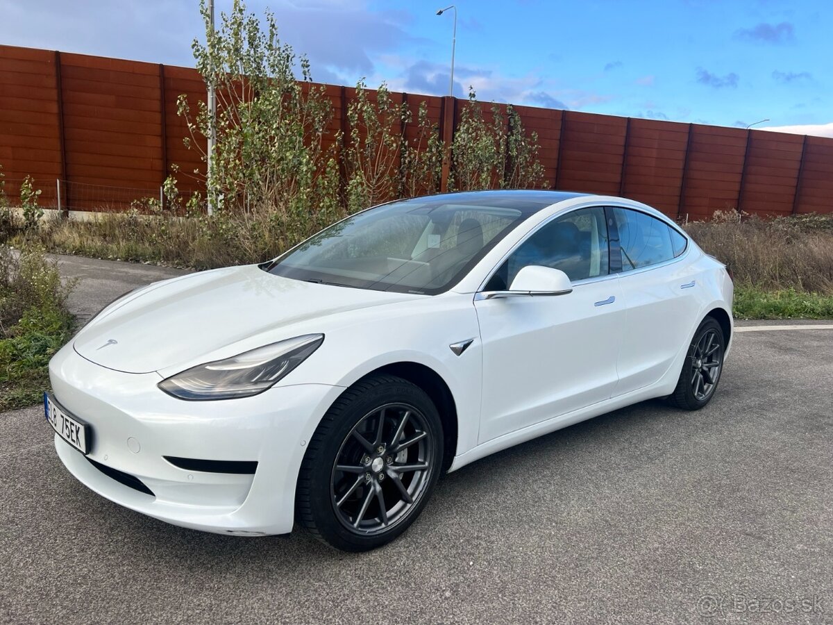 Tesla model 3 SR+ - 2