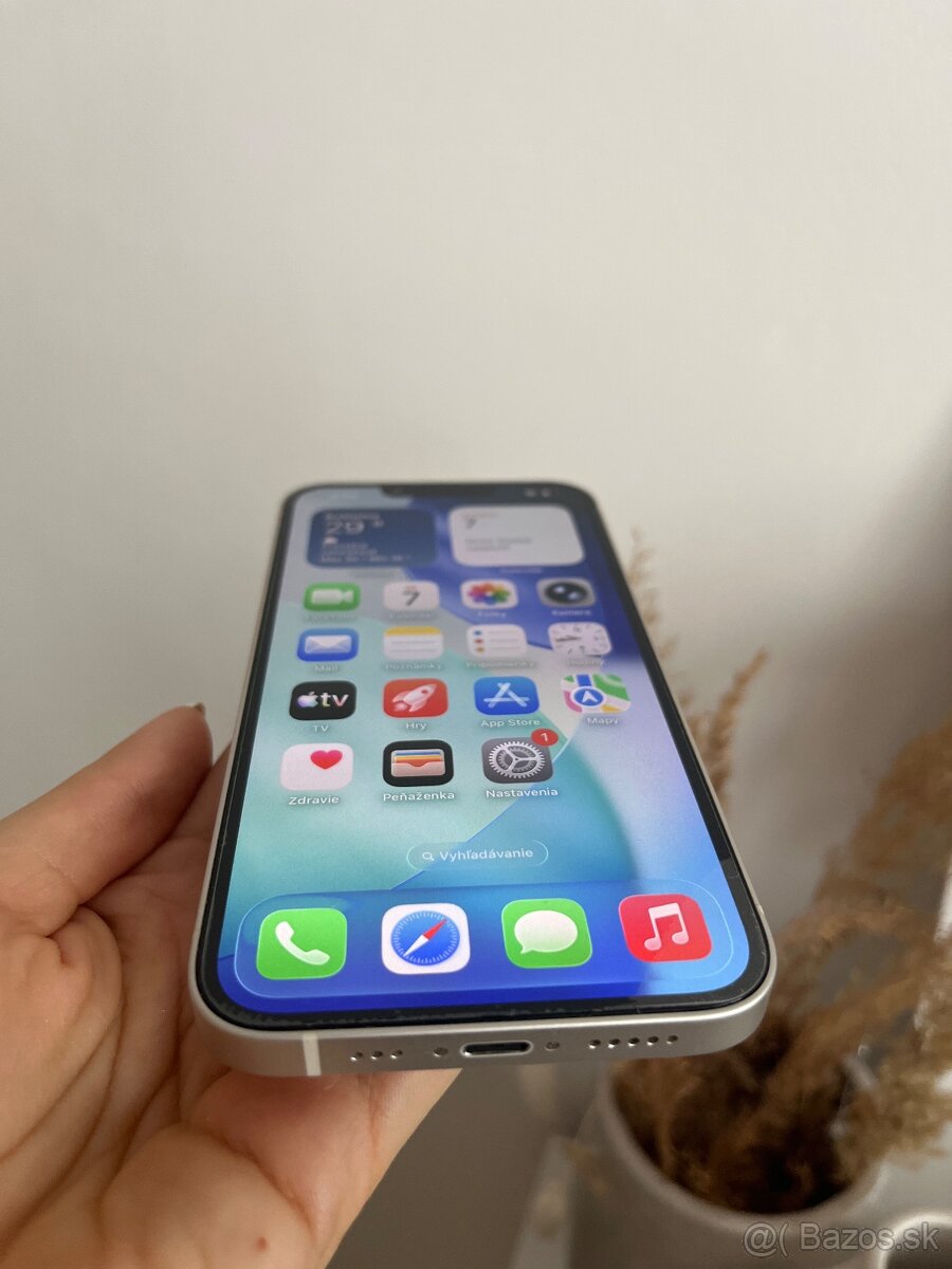 iPhone 13 128GB - 2