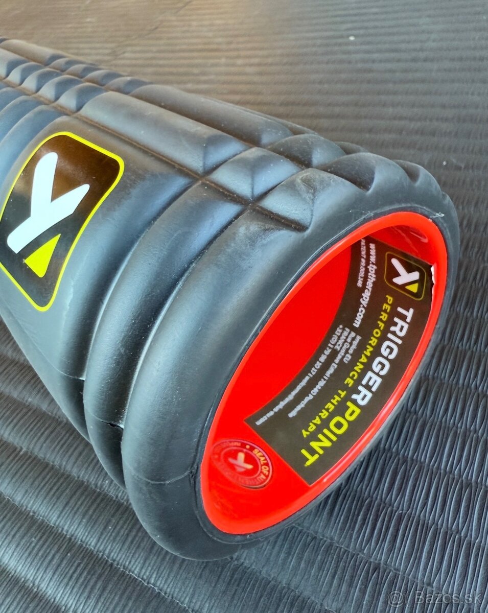 Foam Roller Grid masážny valec - 2