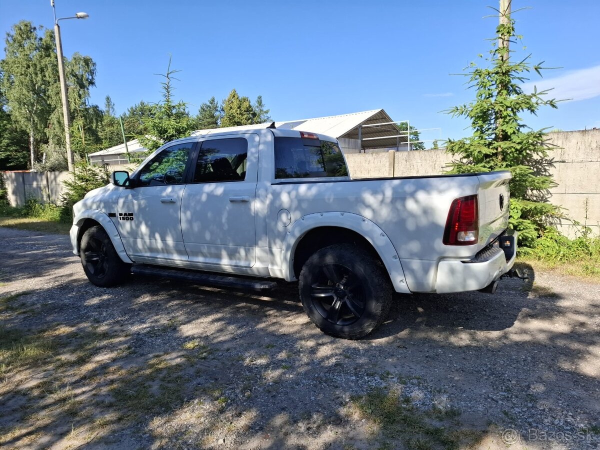 DODGE RAM 1500