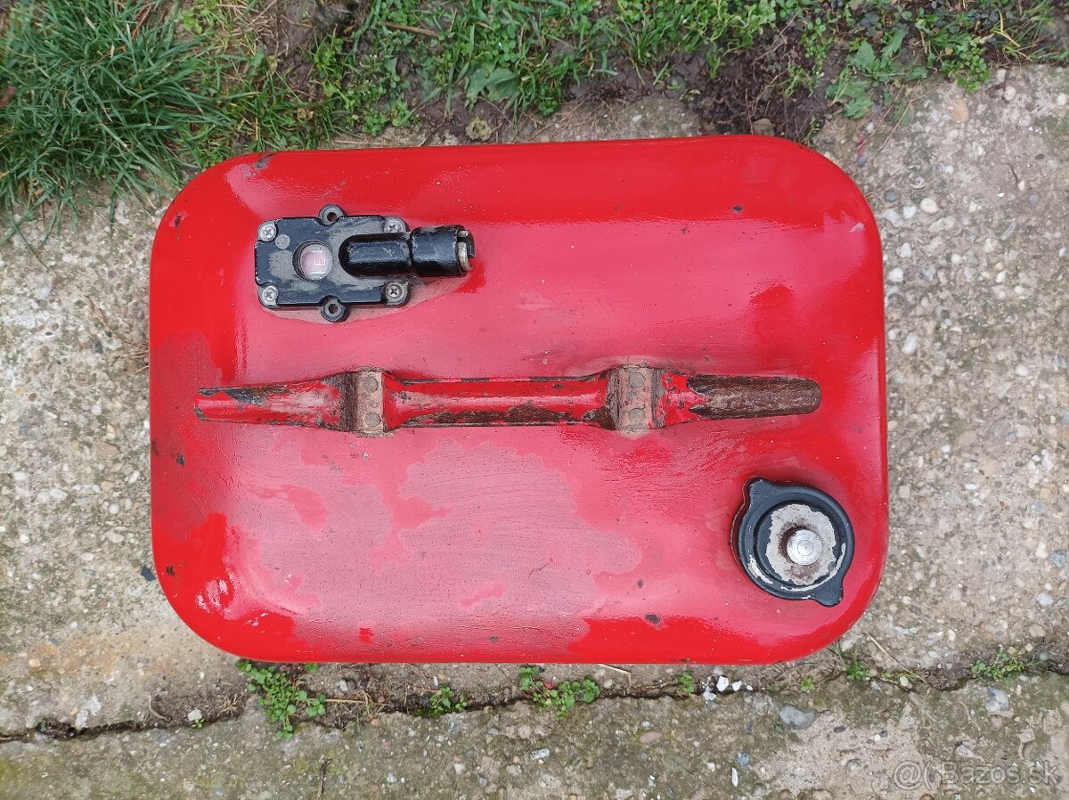 Palivová nádrž - 2