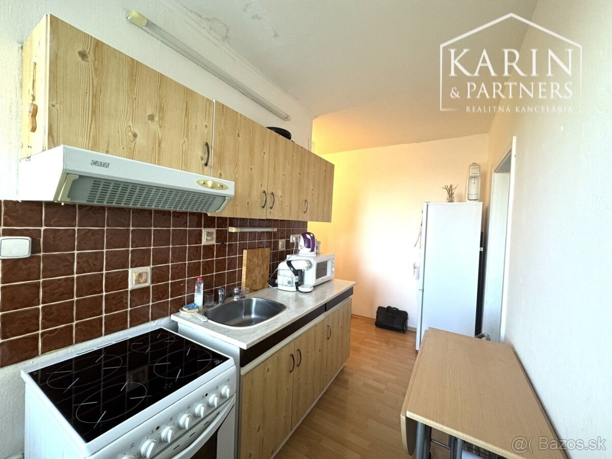 NA PRENÁJOM ZARIADENÝ 1i BYT V MESTE HOLÍČ - 2