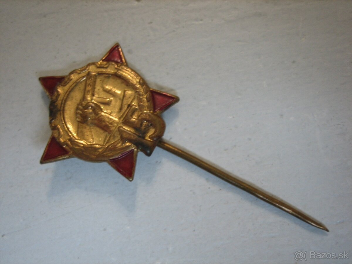 partizánsky odznak 15 rokov SNP. - 2