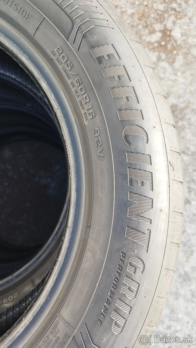 Goodyear efficientgrip performance 205/60 R16 - 2