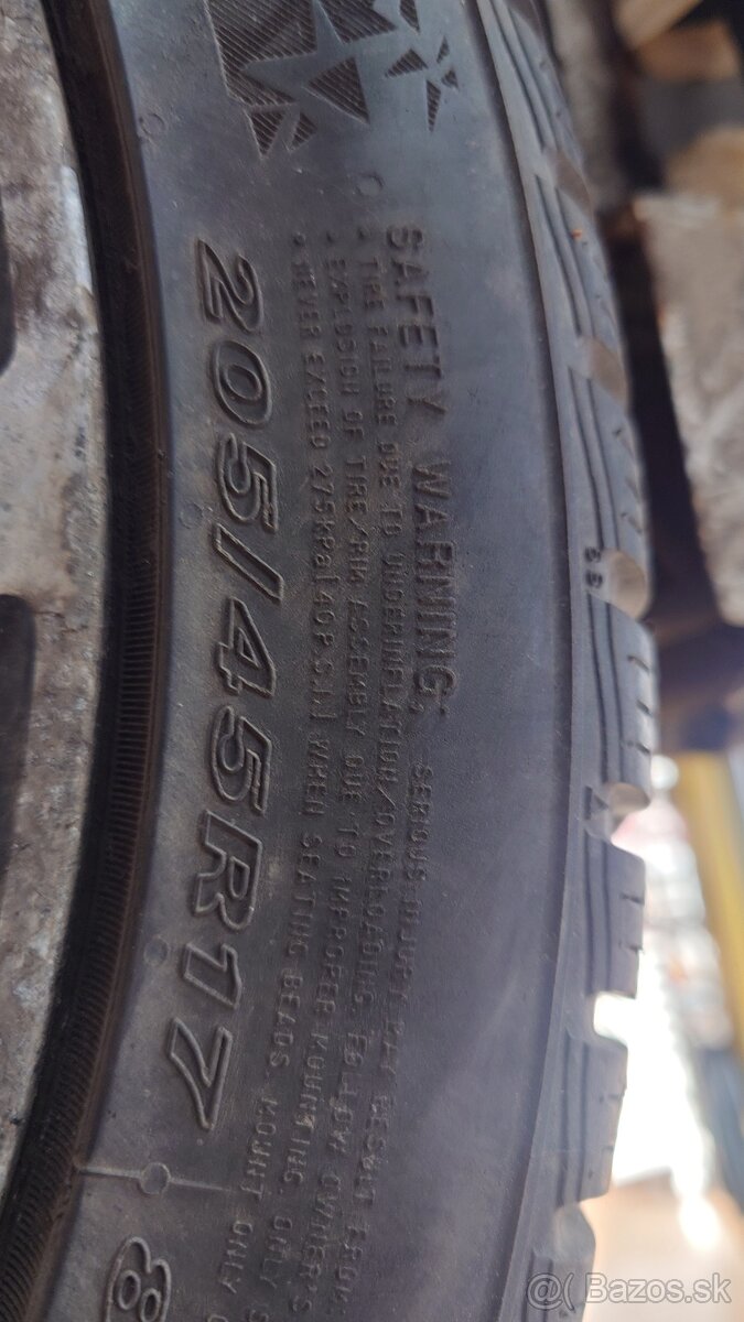 Zimné 205/45 R17 - 2