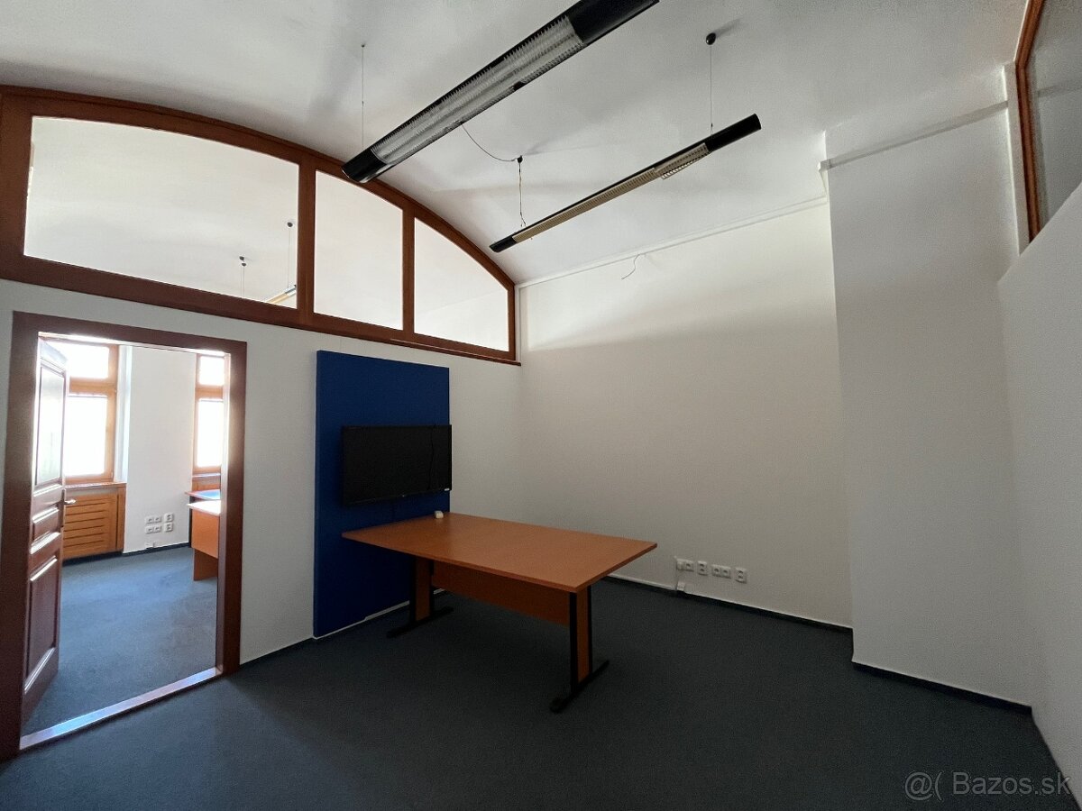 NA PRENÁJOM ADMINISTRATÍVNE PRIESTORY, KE centrum - 2