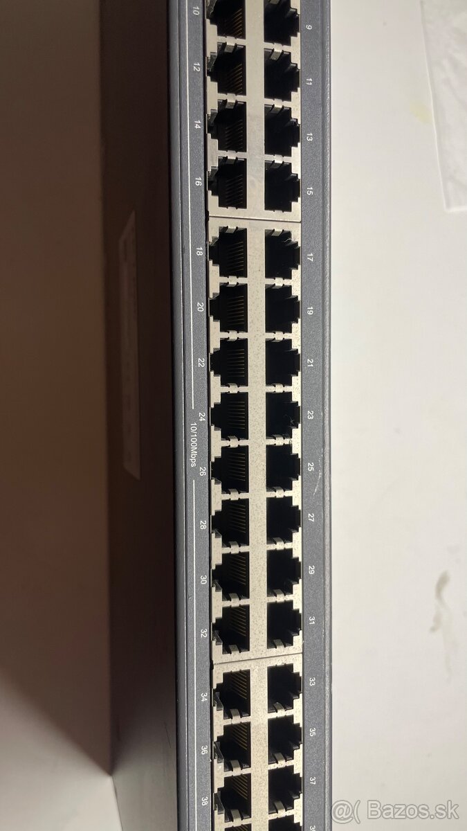 TP-link 48 port 10/100 Mbps Switch - 2