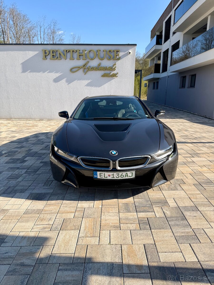 Predám BMW I8 - 2
