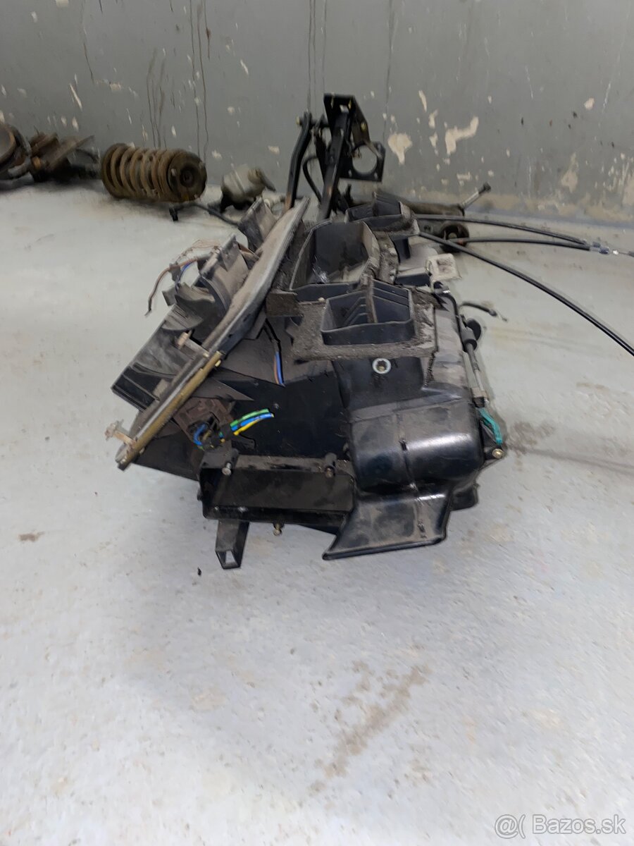 Bmw e30 airbox - 2