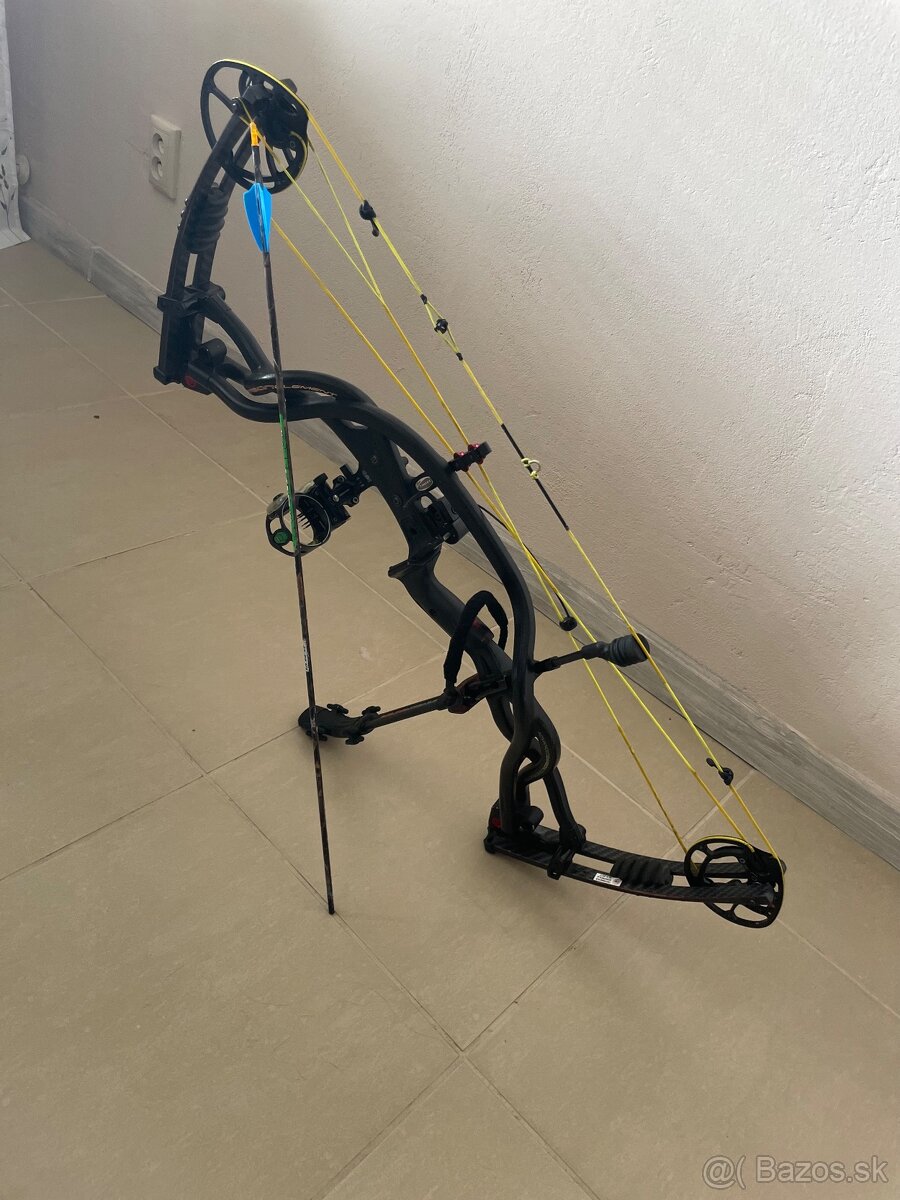 Kladkovy luk HOYT - 2