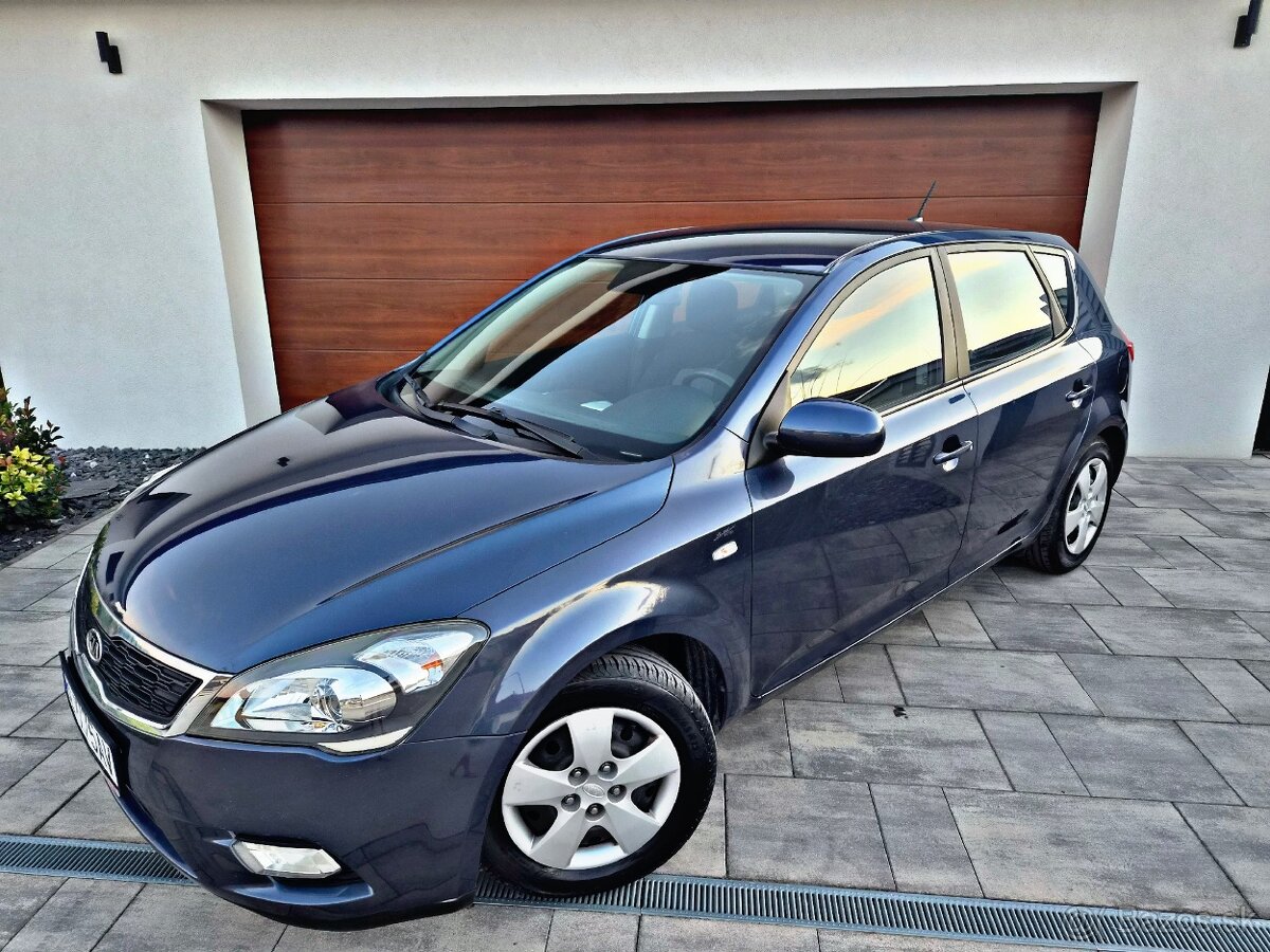 Kia Ceed 1.4 Benzín (2011) - 94 tis. km - 2