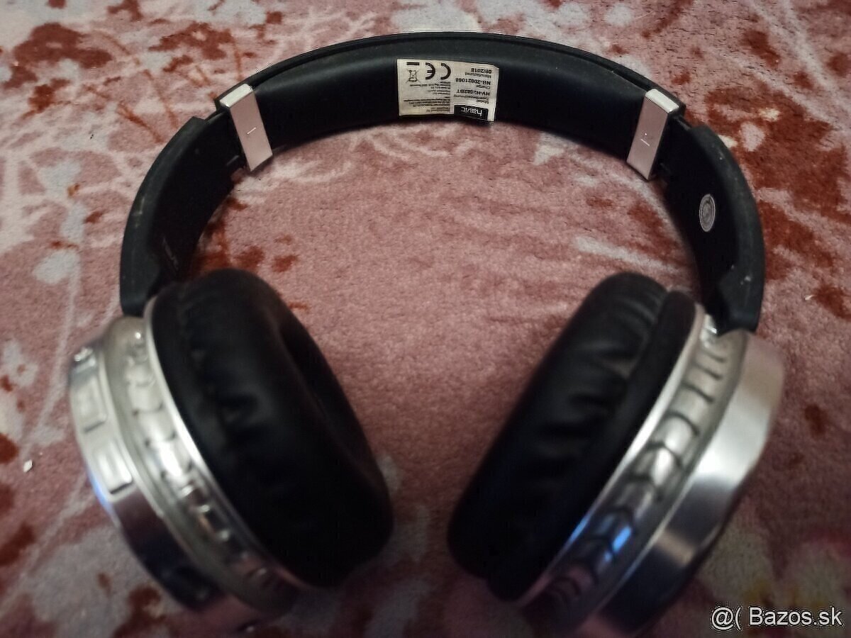 predam bezdrotove bluetooth sluchadla.celkom nove za 9,99e.i - 2