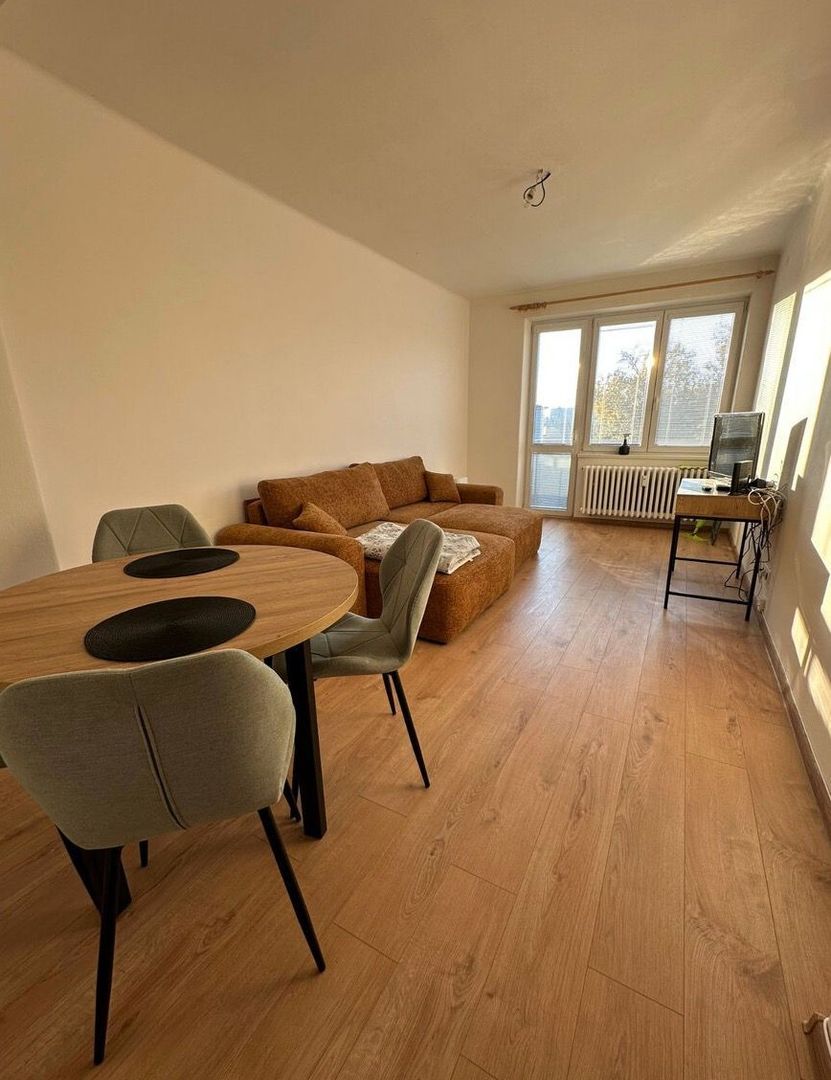 2 izbový byt, ul.Moldavská, Bratislava II TOP - 2