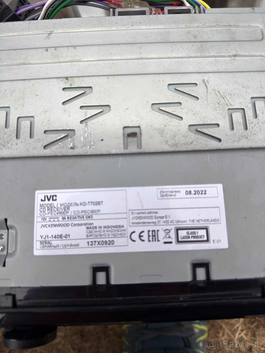 JVC KD-T702BT - 2