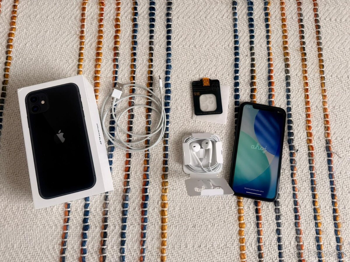 Apple iPhone 11, 64 GB black - 2