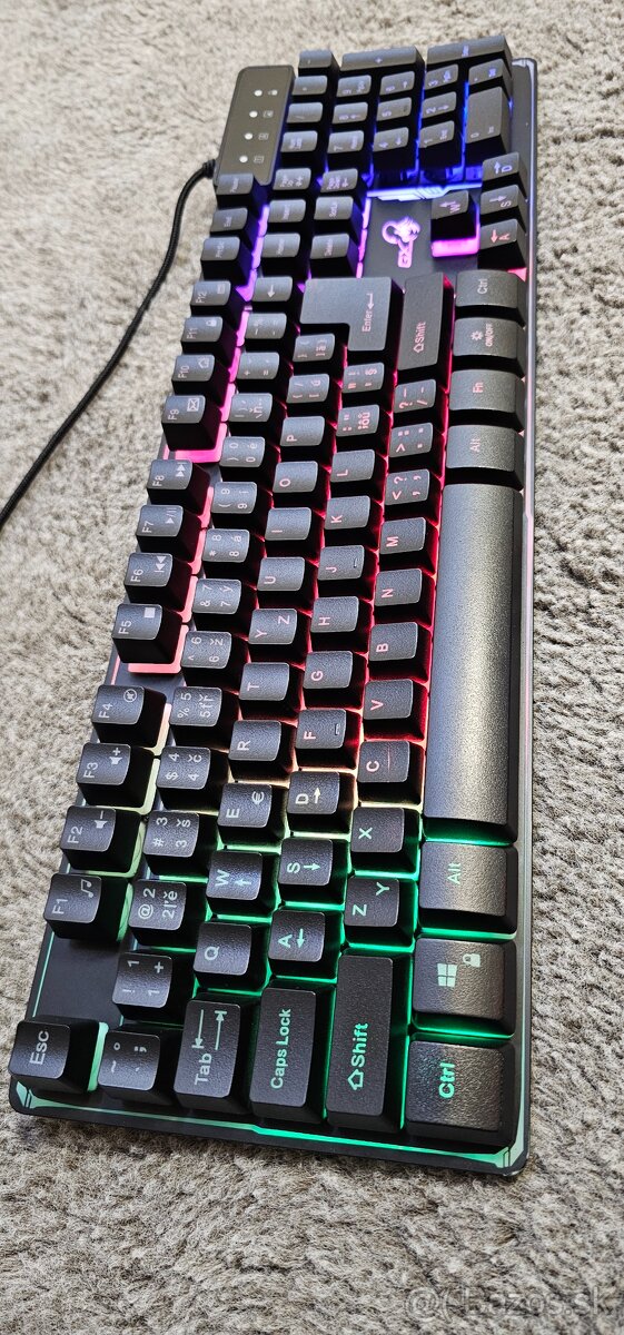 Klávesnica genius scorpion k8 - 2